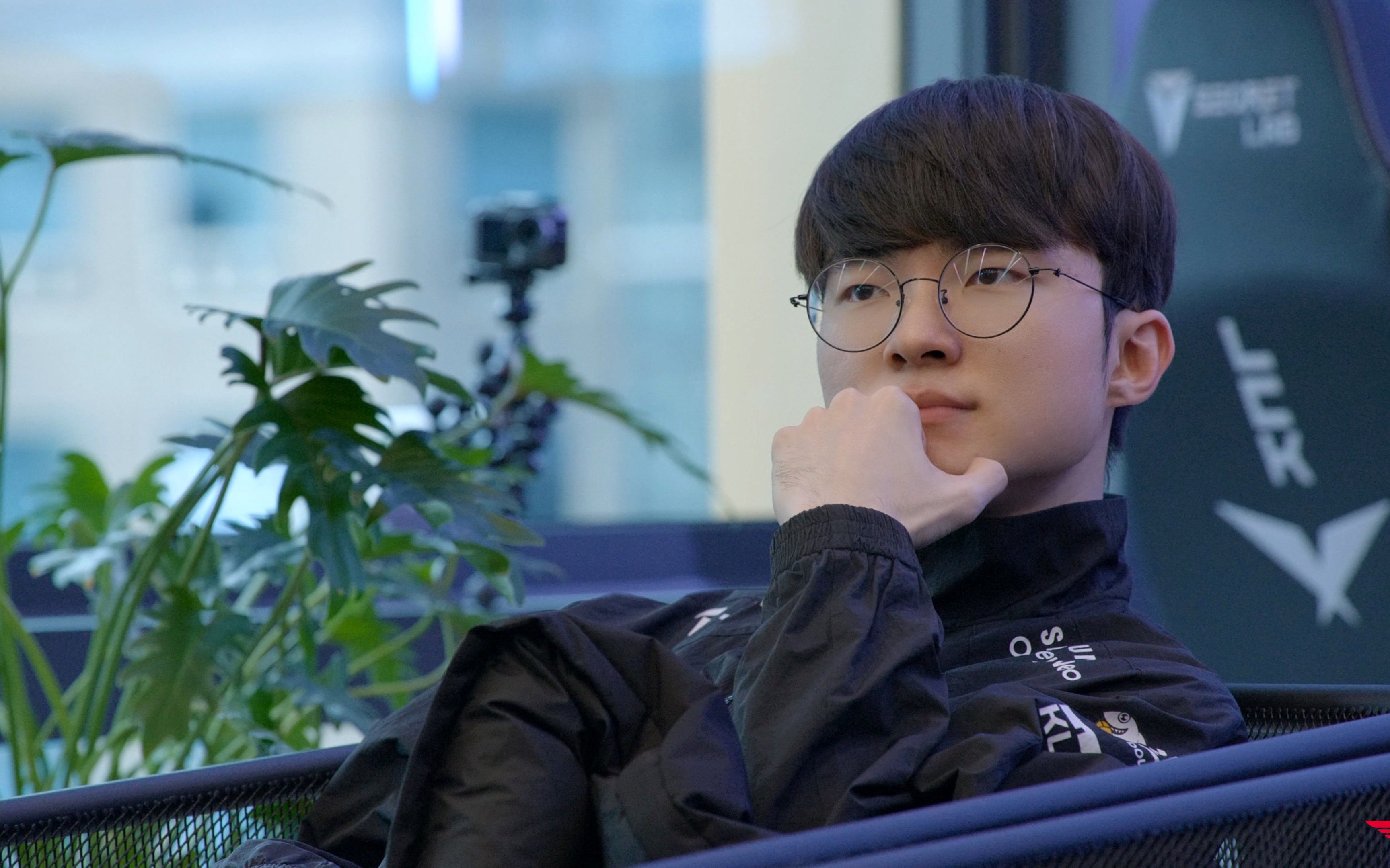 九游体育-重要助攻引爆全场！，Faker意外战胜SKT全场沸腾不已-九游体育