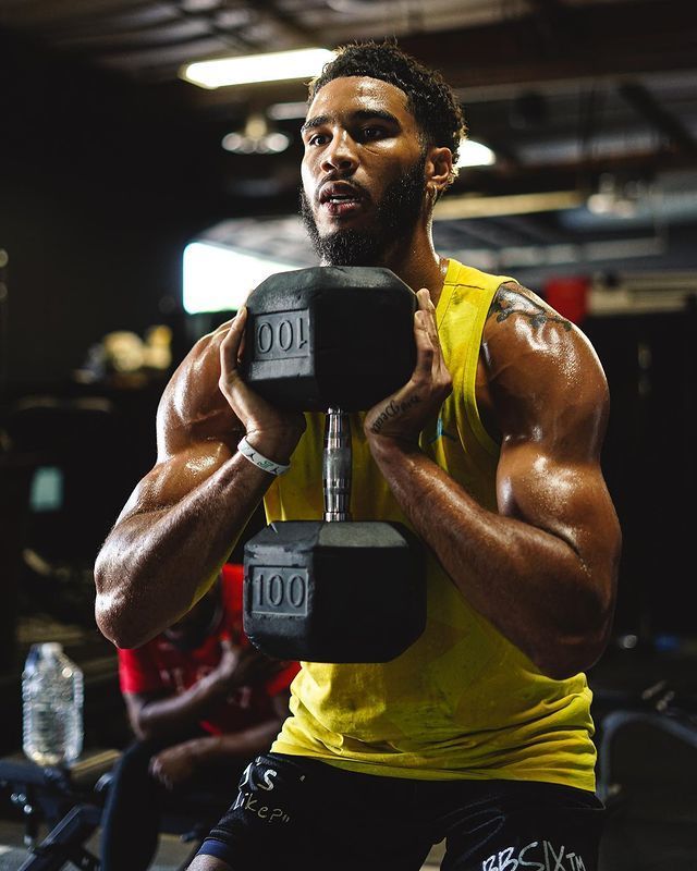 摩纳哥训练开放日;转会期止住颓势引欢呼;足总杯在即;临场指挥获称赞 摩纳哥训练开放日;转会期止住颓势引欢呼;足总杯在即;临场指挥获称赞